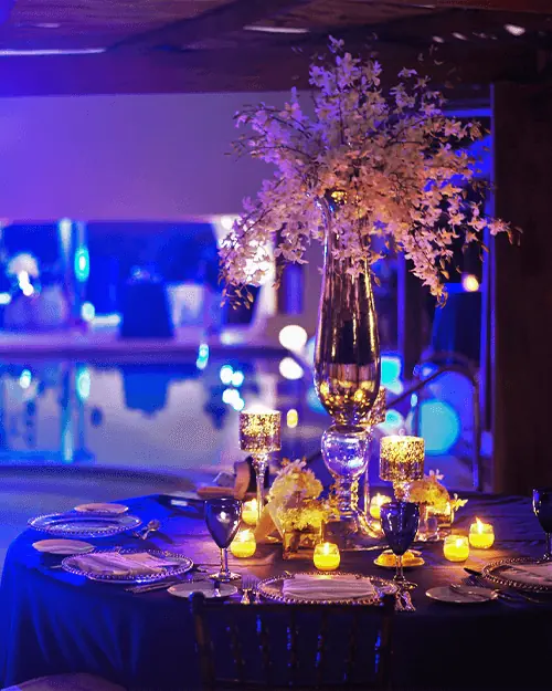 banquet table centerpiece